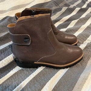 Franco Sarto Women's Brown Ankle Boots